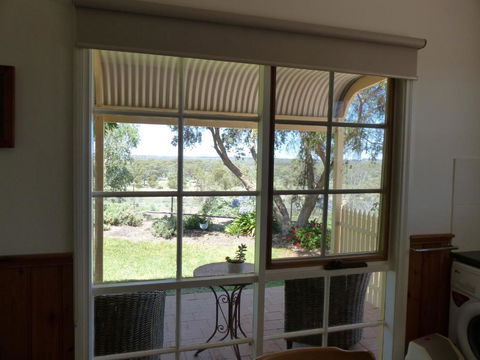 Glenbar Cottage Yelta - Accommodation in Bendigo 4