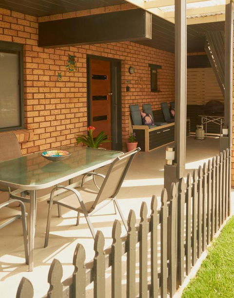 GOLDFIELDS STUDIO APARTMENT, Beaconsfield - Fully Self-contained, Air-conditioning - Accommodation in Bendigo 1