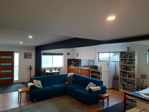 GOLDFIELDS STUDIO APARTMENT, Beaconsfield - Fully Self-contained, Air-conditioning - Accommodation in Bendigo 2