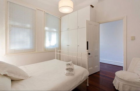 Gorgeous Subiaco Cottage - Accommodation in Bendigo 3