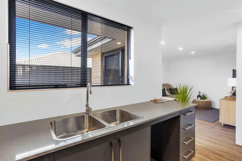 Guildford Family Hideaway - Accommodation in Bendigo 3