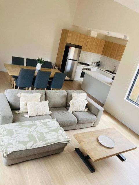 Hamilton By The Bay 3 Newly Built - Accommodation in Bendigo 1