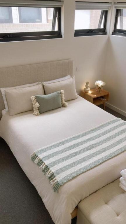 Hamilton By The Bay 3 Newly Built - Accommodation in Bendigo 2