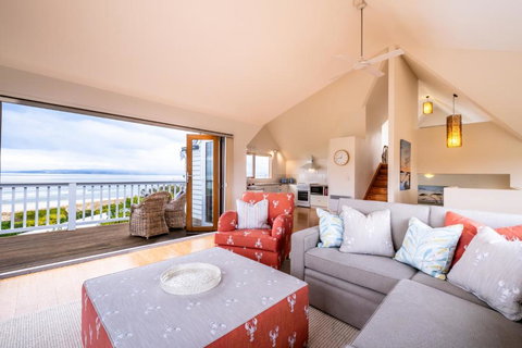 Hamptons Hideaway - Freycinet Holiday Houses - Accommodation in Bendigo 1