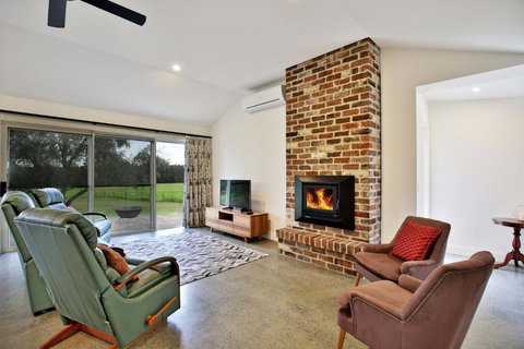 Harley Hill Farm - A Rare Country Escape - Accommodation in Bendigo 1