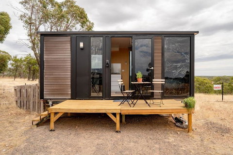 Hill View At Euroa By Tiny Away - Accommodation in Bendigo 1