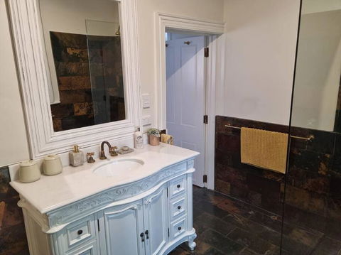 Historic Mintaro Post Office - Accommodation in Bendigo 1