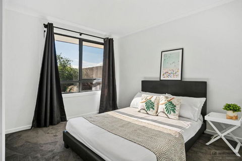 Hobart 4 Bedroom Cosy Stayz - Accommodation in Bendigo 0