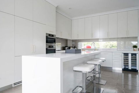Henley Haven Private BBQ Terrace - Accommodation in Bendigo 3