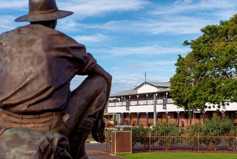 Hotel Cunnamulla - Accommodation in Bendigo 2