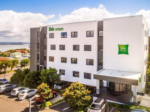 Ibis Styles The Entrance - Accommodation in Bendigo 0