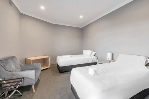 Illinois Hotel - Accommodation in Bendigo 2