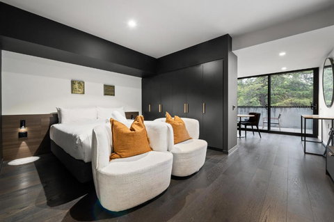 Immaculate Braddon Studio With Accessible Bathroom - Accommodation in Bendigo 1