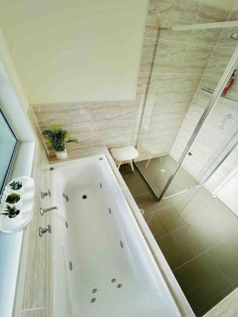 Island Retreat - Accommodation in Bendigo 1