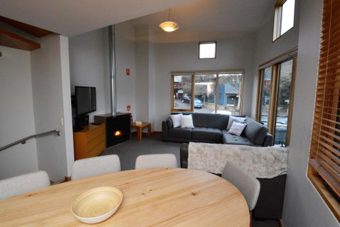 Akuna 3 - Accommodation in Bendigo 0