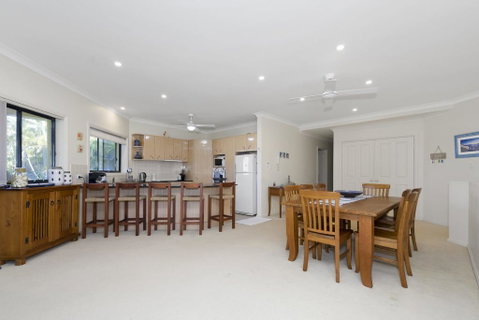 Al Mare No 2 42a - Accommodation in Bendigo 1