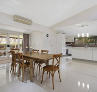 Alinga Longa Residence 4 bedroom with pool - Accommodation in Bendigo