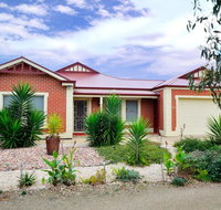 All Seasons Port Elliot Holiday House - Accommodation in Bendigo