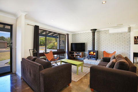 Aloha - Pet & Family Friendly - 10 Min Walk To Beach - Accommodation in Bendigo 2