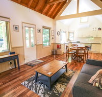 Alpine Arnica Cottage 1 - Accommodation in Bendigo