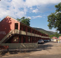 Alpine Hotel Bright - Accommodation in Bendigo