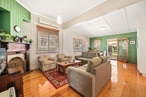 Ambiente Cottage - Pet And Family Friendly - Accommodation in Bendigo 2