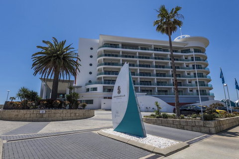 AN OCEAN,BEACH And POOL VIEW APARTMENT - Apt 210 SEASHELLS RESORT - Accommodation in Bendigo 2