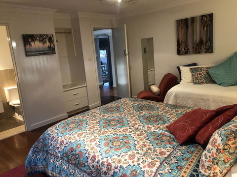 Anchors B&B - Accommodation in Bendigo 1