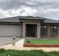 Apple House Upper Point Cook - Accommodation in Bendigo
