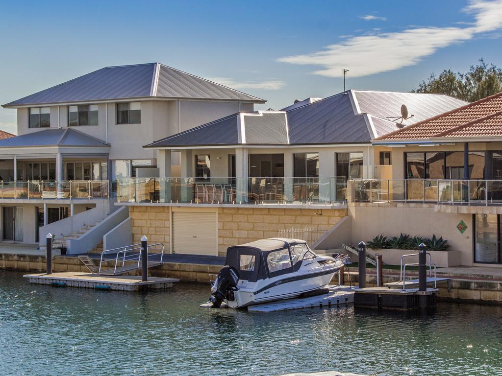Wannanup WA Accommodation in Bendigo