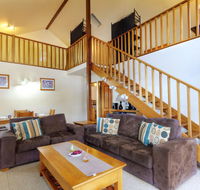Araluen - Accommodation in Bendigo