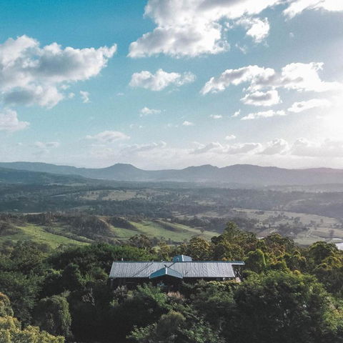 Luxurious Hinterland Guest House With HEATED POOL Sleeps 10 Brisbane Scenic Rim Gold Coast - Accommodation in Bendigo 2
