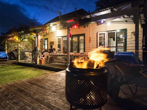 Mandurah Riverfront Holiday Rental - Accommodation in Bendigo 2
