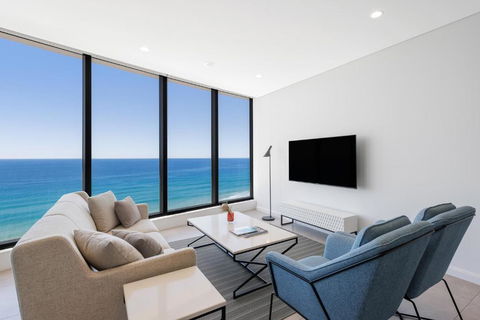 Meriton Suites Surfers Paradise - Accommodation in Bendigo 2