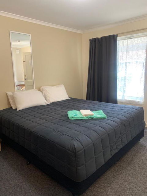 Mid Coast Motor Inn - Accommodation in Bendigo 0