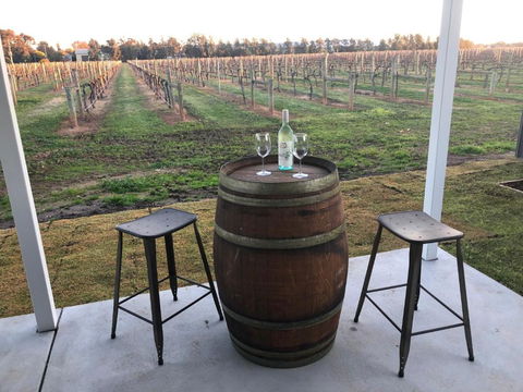 Milawa Vineyard Views - Guesthouse 1 - Accommodation in Bendigo 1