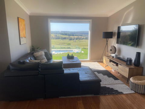 Milton Woodstock Homestead Luxury Retreat With NEW 11M POOL Just Minutes From The Beach - Accommodation in Bendigo 1