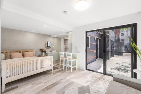 Modern Studio, Minutes To Ferry, City, CBD - Accommodation in Bendigo 1