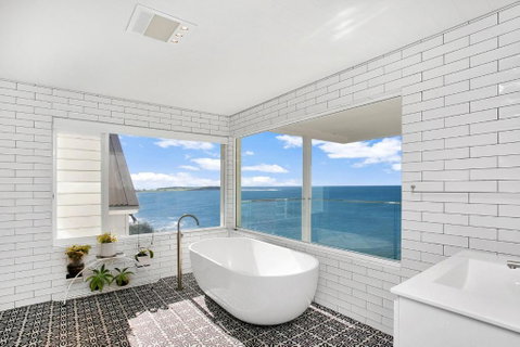 Monash Beach House - Oceanfront - Accommodation in Bendigo 3