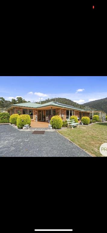 Montrose Holiday Cottage - Accommodation in Bendigo 1