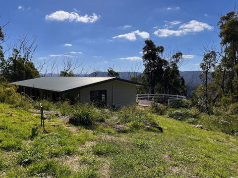 Mountain Tranquility - Accommodation in Bendigo 0