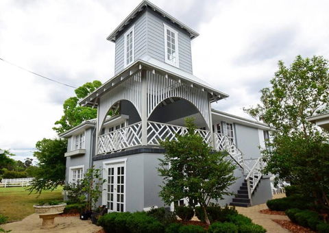 Mountshannon - Accommodation in Bendigo 0