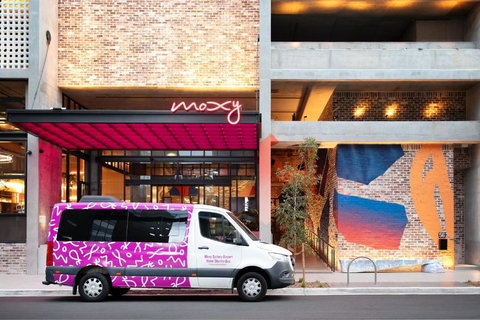 Moxy Sydney Airport - Accommodation in Bendigo 1