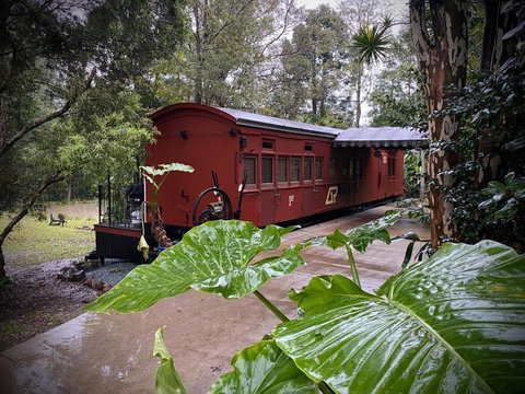 Mt Nebo Railway Carriage And Chalet - Accommodation in Bendigo 1