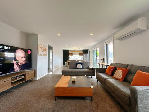 New Kingston Trampoline House - Accommodation in Bendigo 2