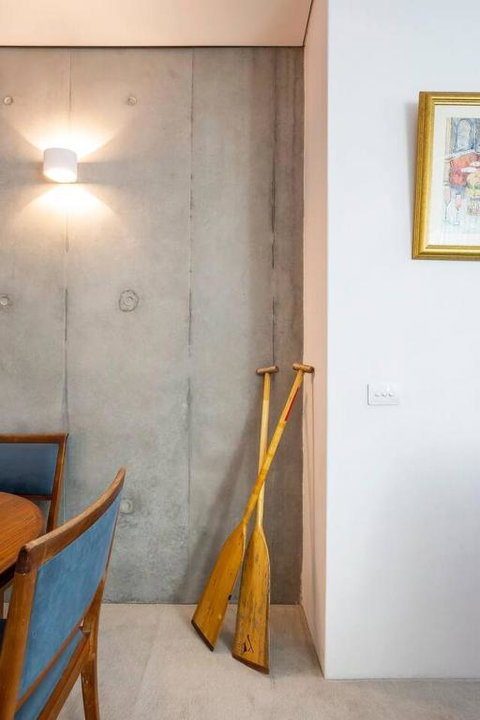 New York Warehouse Style In A Modern Passive House - Accommodation in Bendigo 3