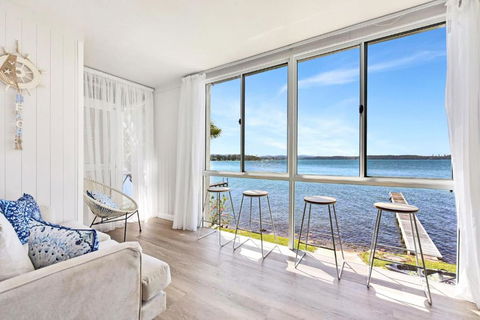 New Property Silverwater Serenity Shores Absolute Waterfront On The Lake - Accommodation in Bendigo 3