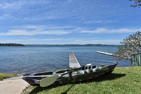 New Property Silverwater Serenity Shores Absolute Waterfront On The Lake - Accommodation in Bendigo 1