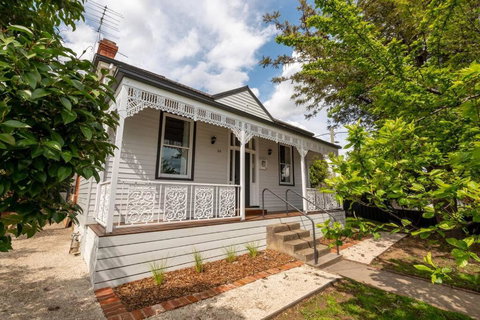 Newly Renovated, Kennedy Cottage - Close To CBD - Accommodation in Bendigo 0