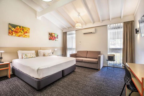 Nightcap At The Ranch Hotel - Accommodation in Bendigo 1